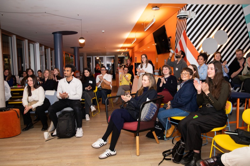A full room of participants at a DigitsUp event
